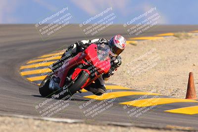 media/Oct-09-2022-SoCal Trackdays (Sun) [[95640aeeb6]]/Turn 12 (140pm)/